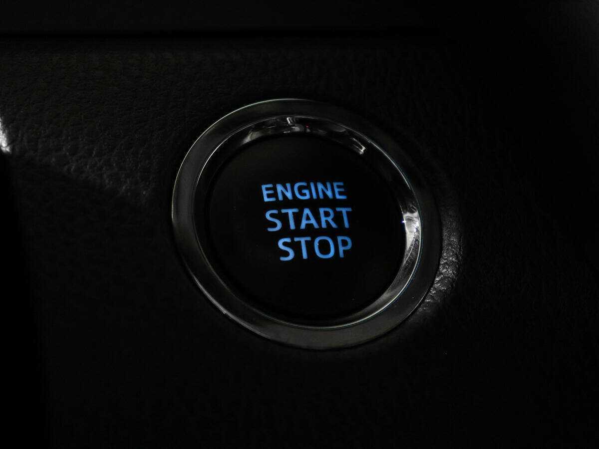 Купить Toyota Camry с пробегом. Фото: #19