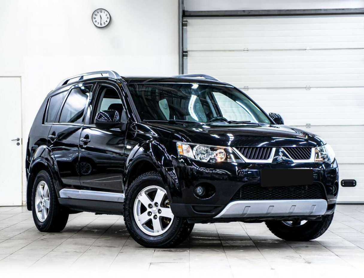 Купить Mitsubishi Outlander с пробегом. Фото: #1