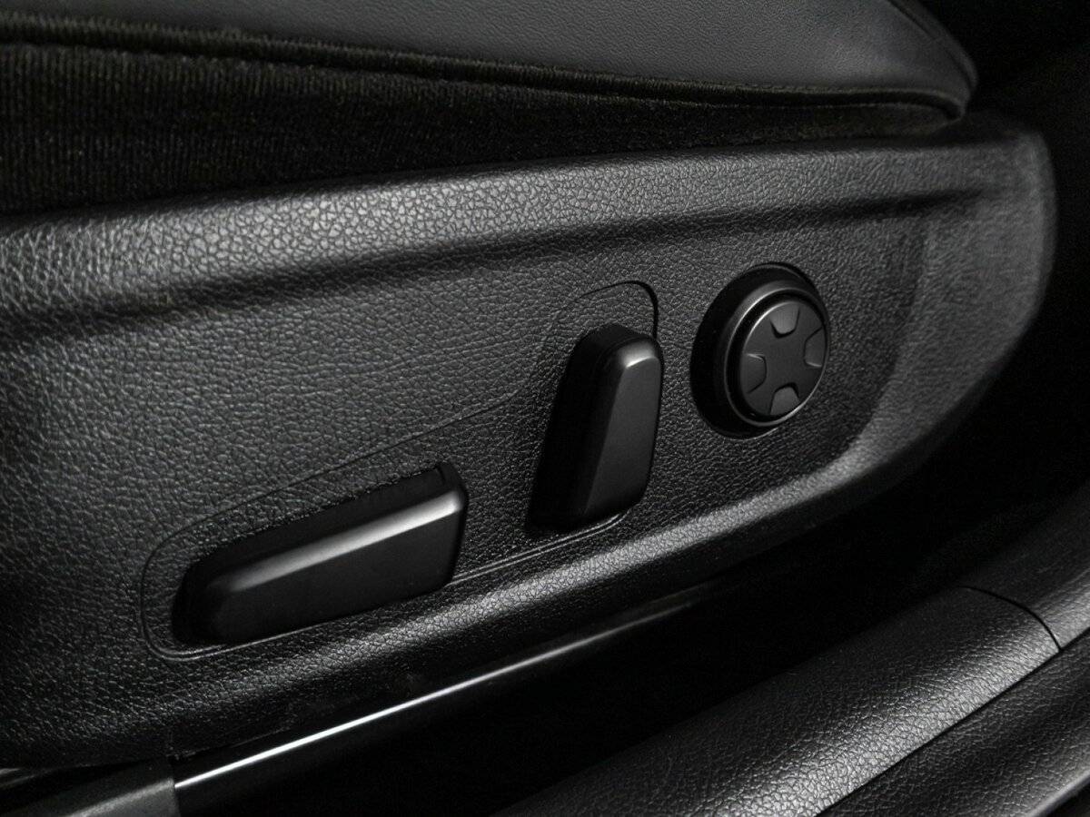 Купить Kia Stinger с пробегом. Фото: #16