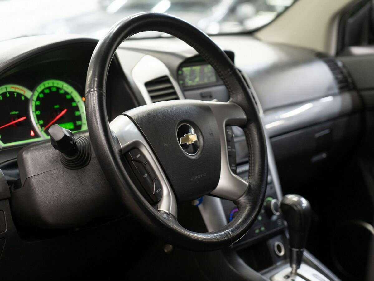 Купить Chevrolet Captiva с пробегом. Фото: #4