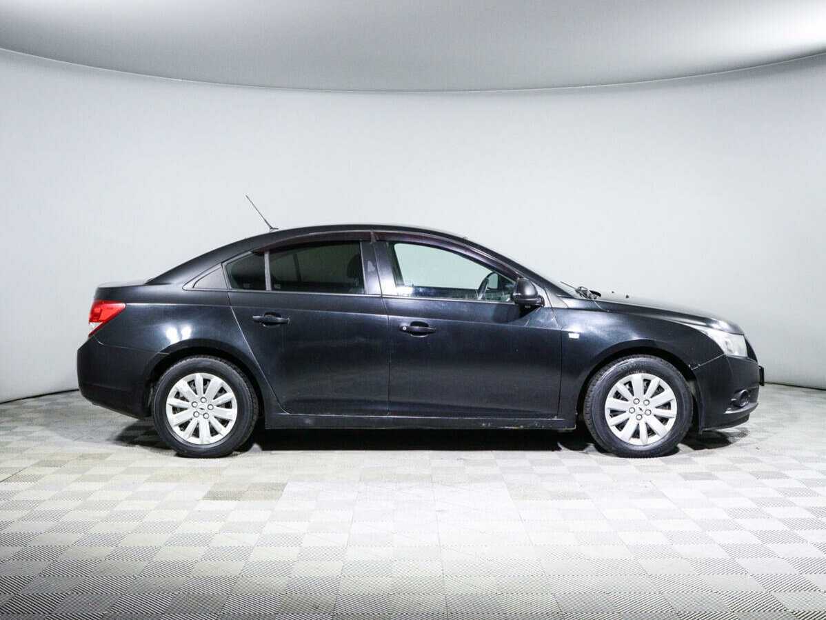 Купить Chevrolet Cruze с пробегом. Фото: #3
