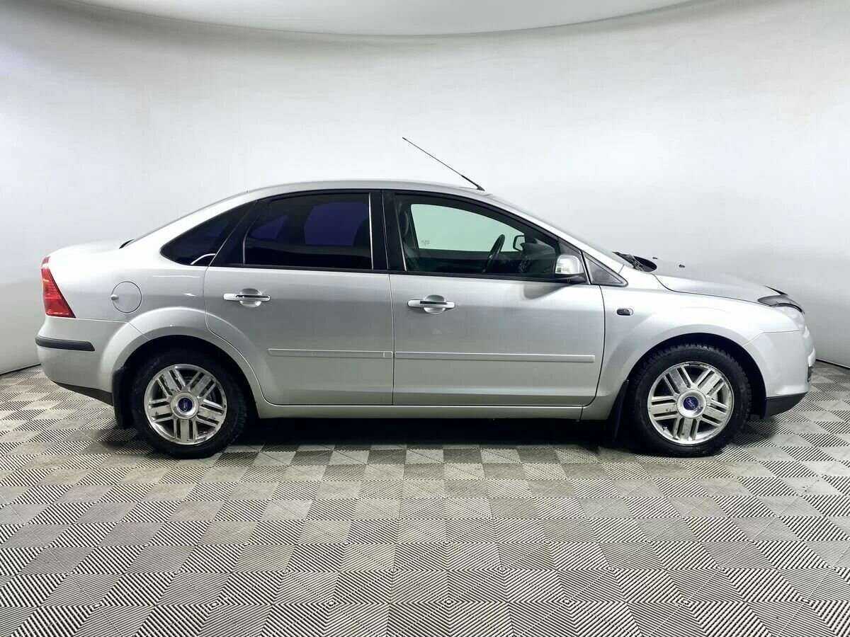 Купить Ford Focus с пробегом. Фото: #1