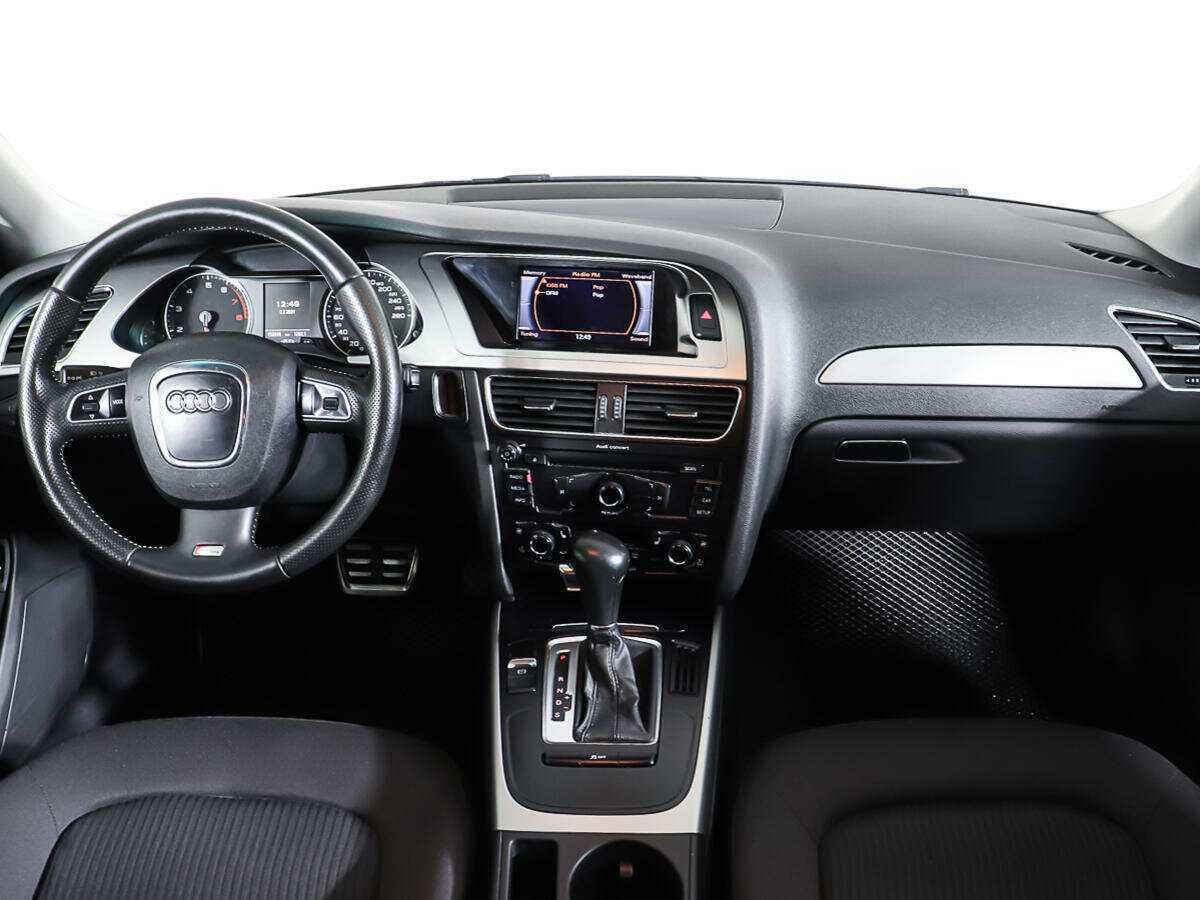 Купить Audi A4 с пробегом. Фото: #11