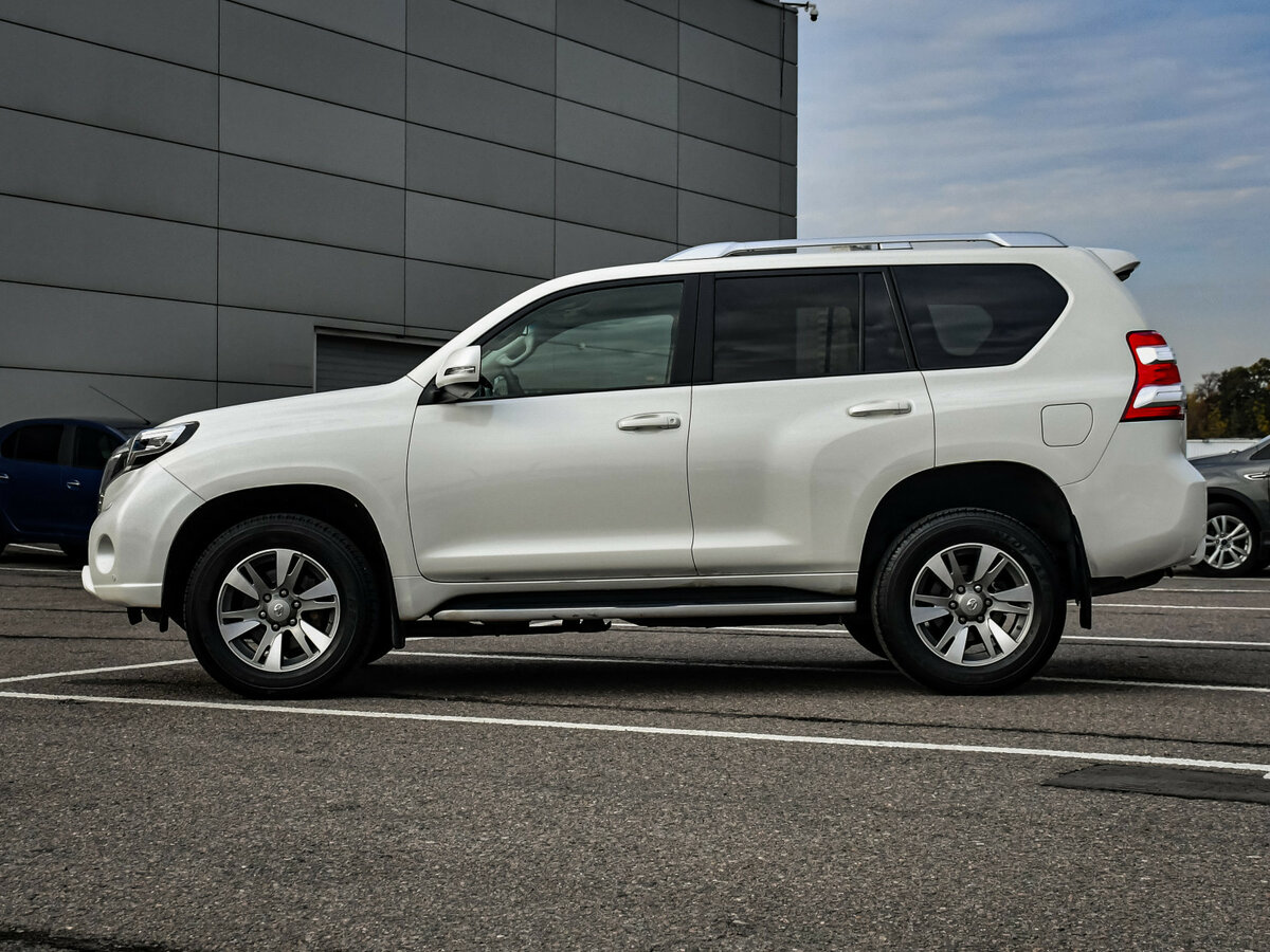 Купить Toyota Land Cruiser Prado с пробегом. Фото: #7