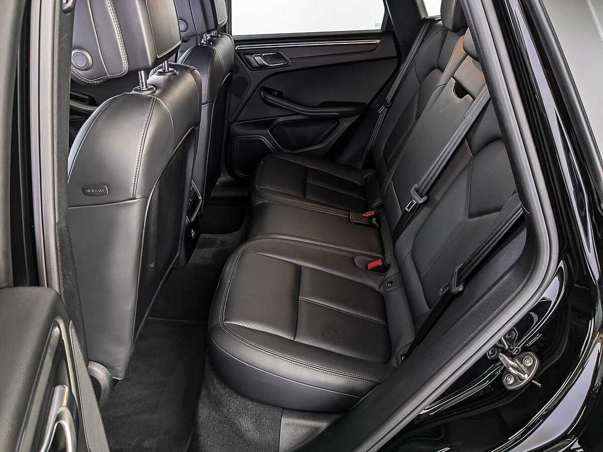 Купить Porsche Macan с пробегом. Фото: #17