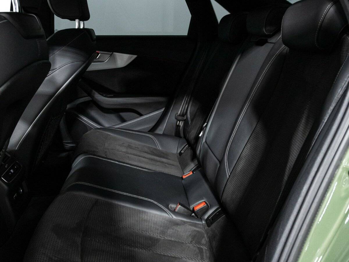 Купить Audi A4 с пробегом. Фото: #9