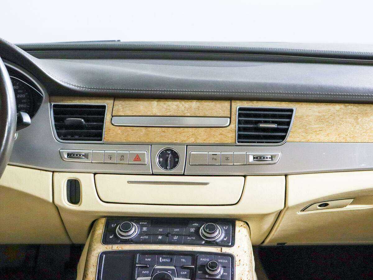 Купить Audi A8 с пробегом. Фото: #11