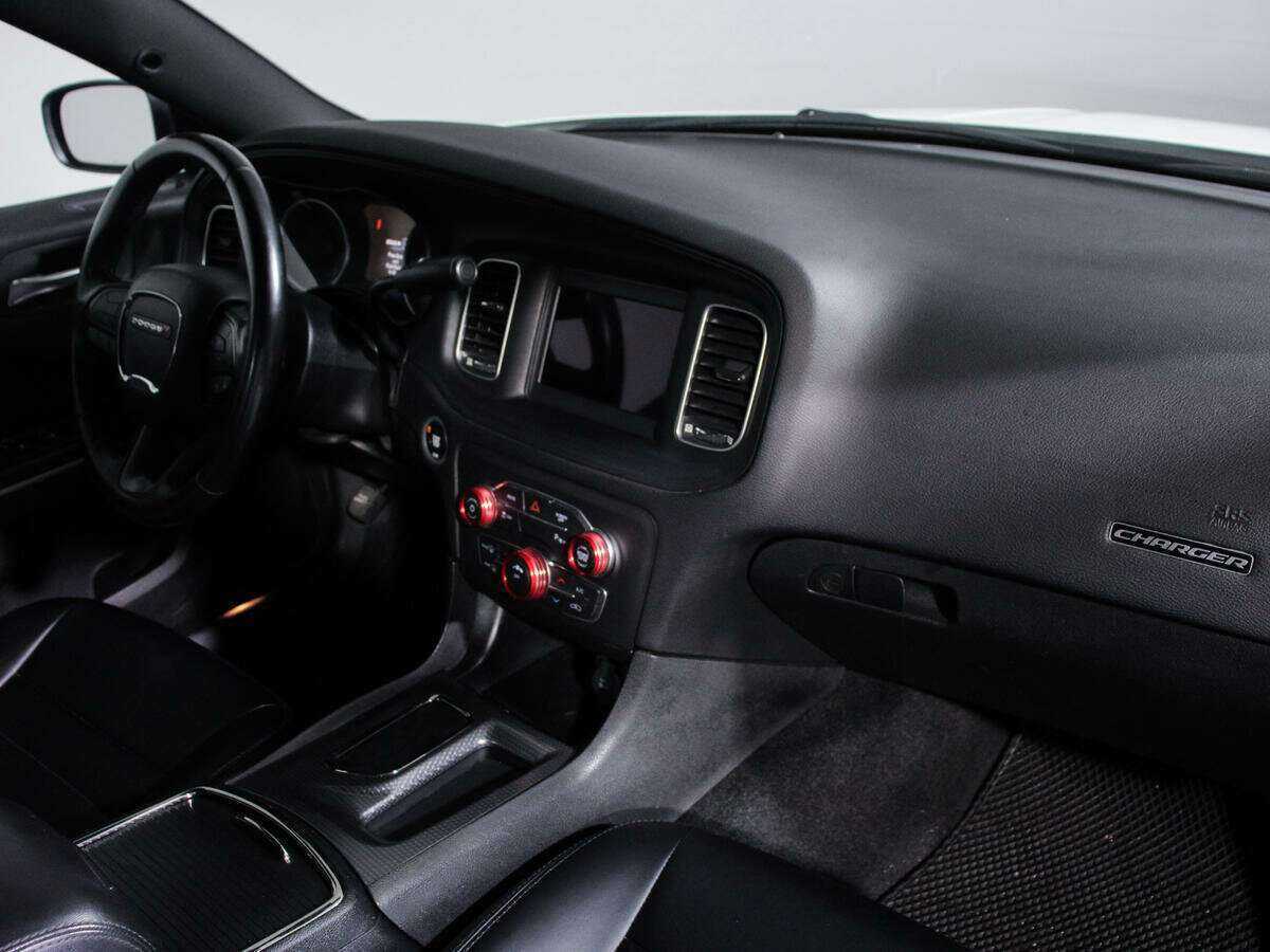 Купить Dodge Charger с пробегом. Фото: #7