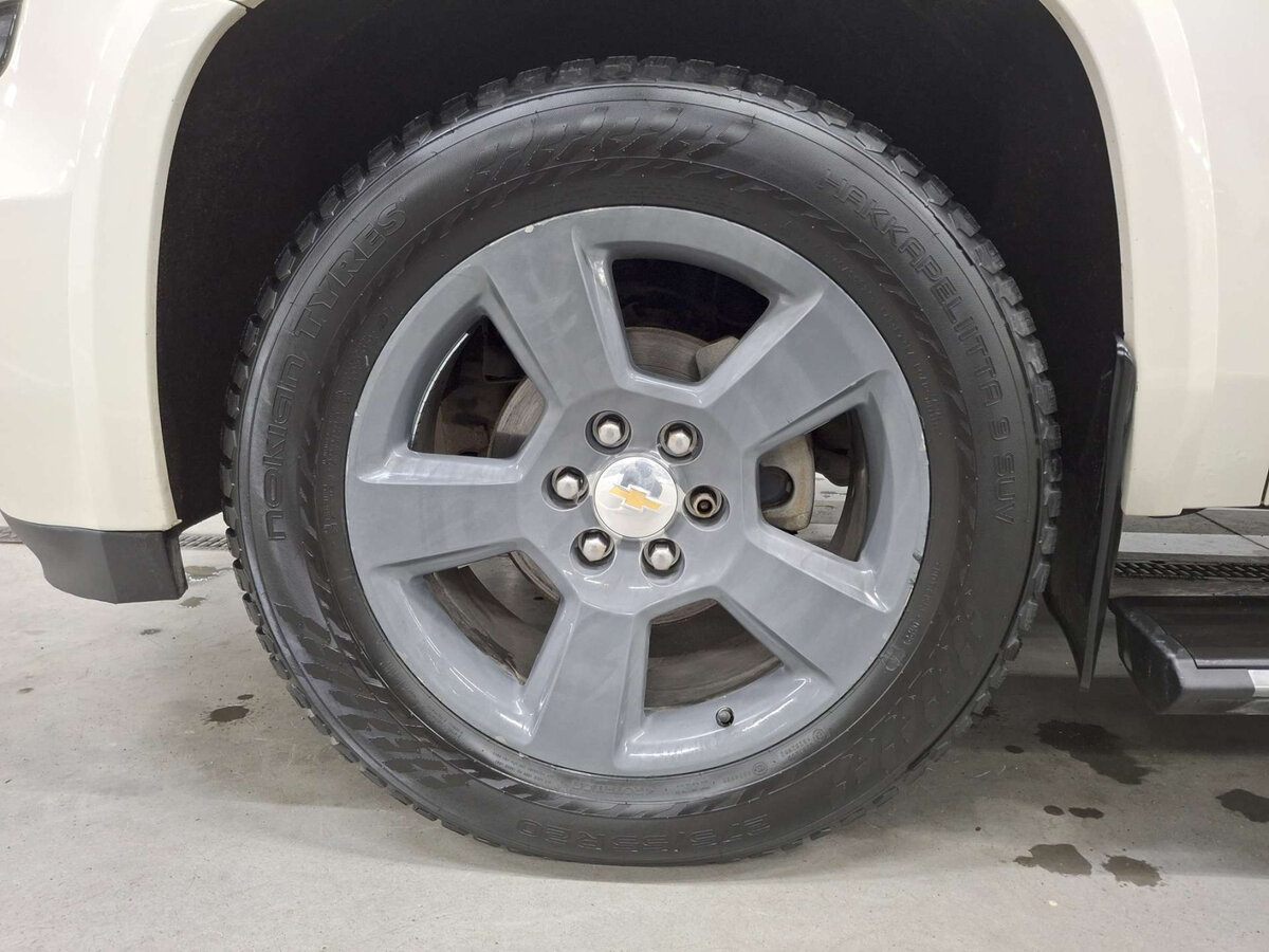 Купить Chevrolet Tahoe с пробегом. Фото: #17