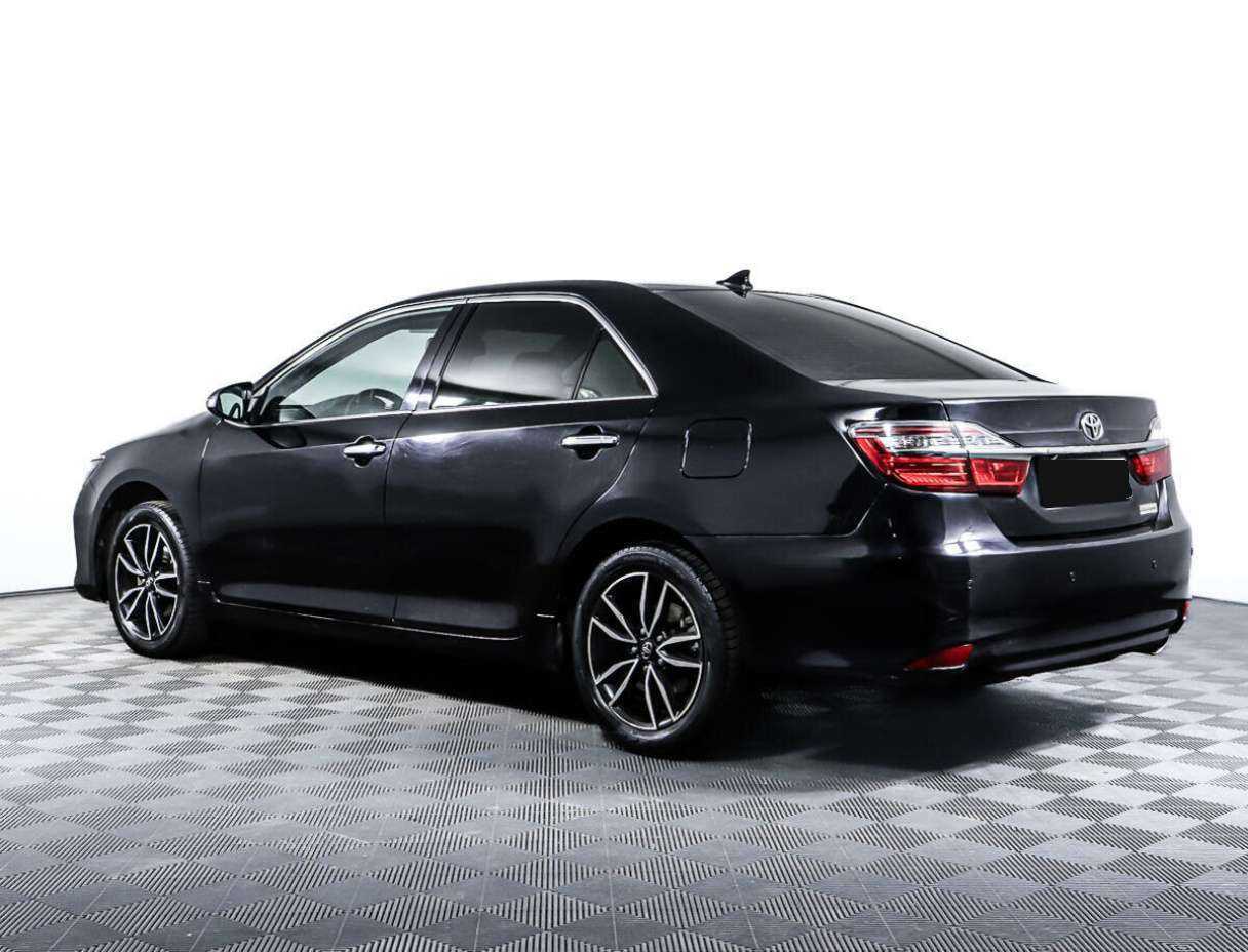 Купить Toyota Camry с пробегом. Фото: #6