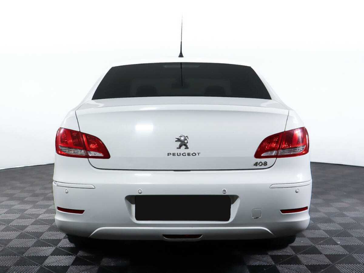 Купить Peugeot 408 с пробегом. Фото: #5