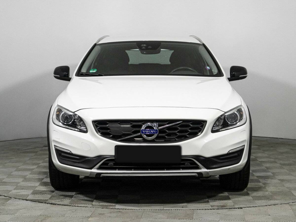 Купить Volvo V60 Cross Country с пробегом. Фото: #1