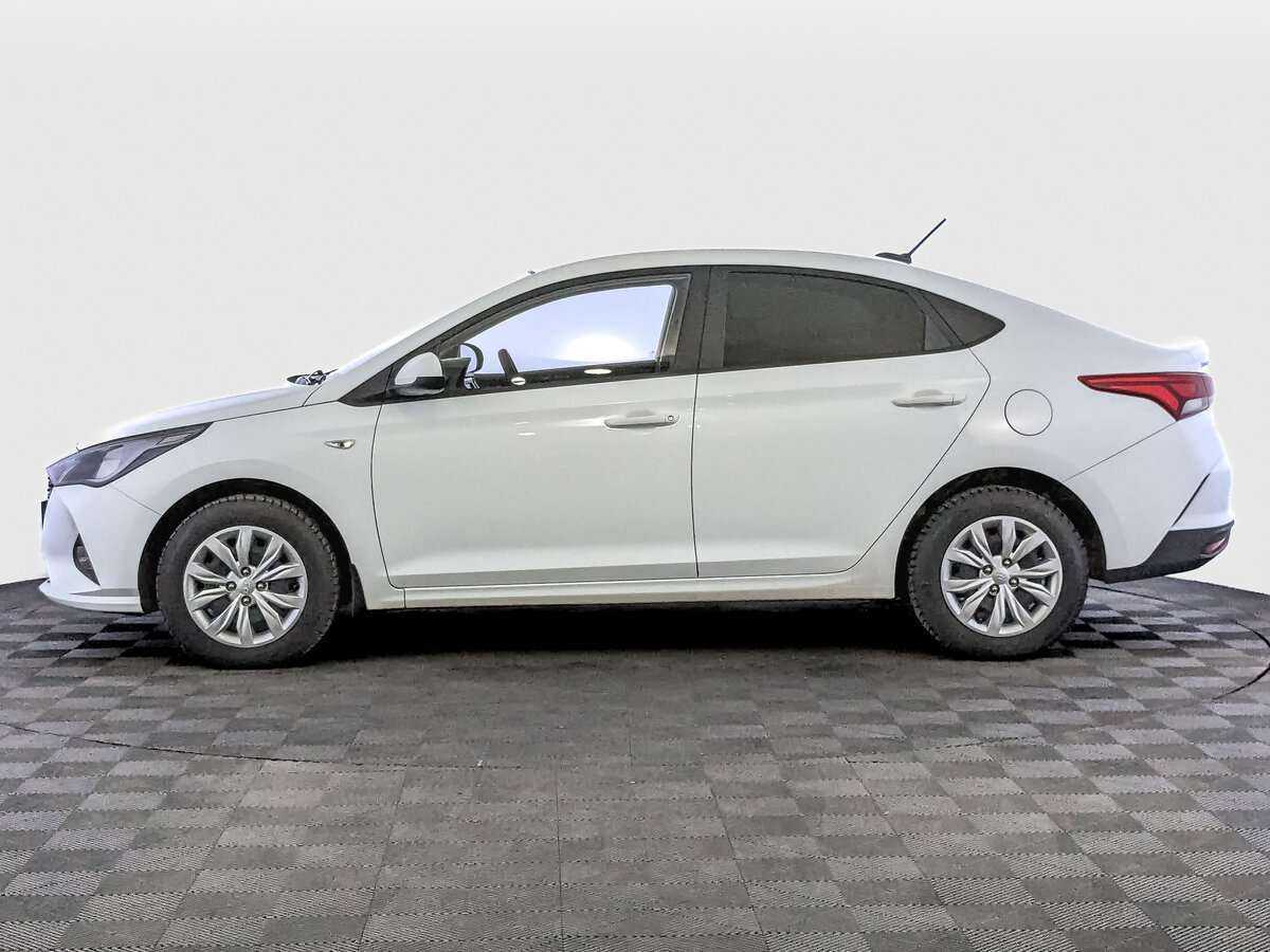 Купить Hyundai Solaris с пробегом. Фото: #7