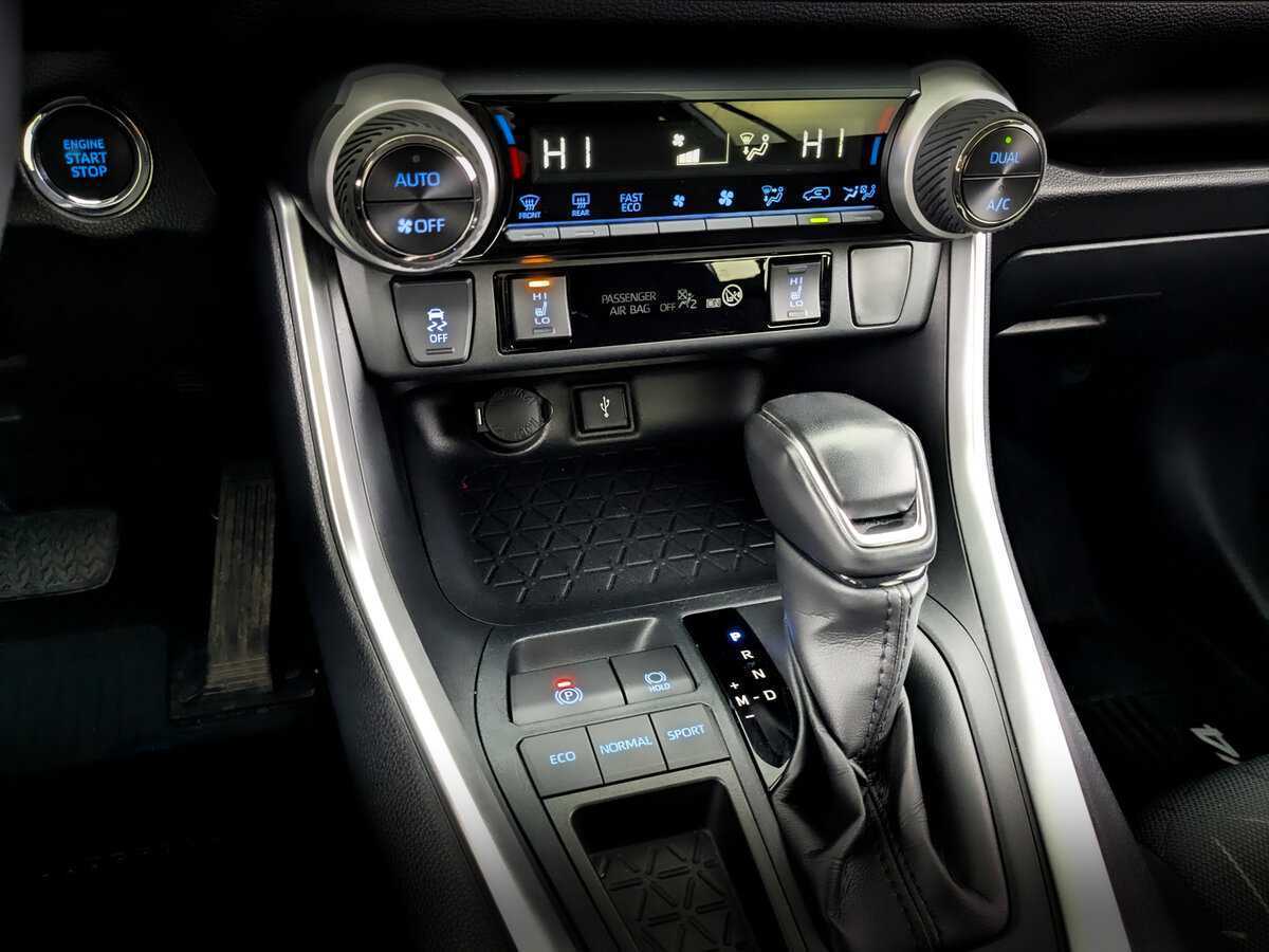 Купить Toyota RAV4 с пробегом. Фото: #25