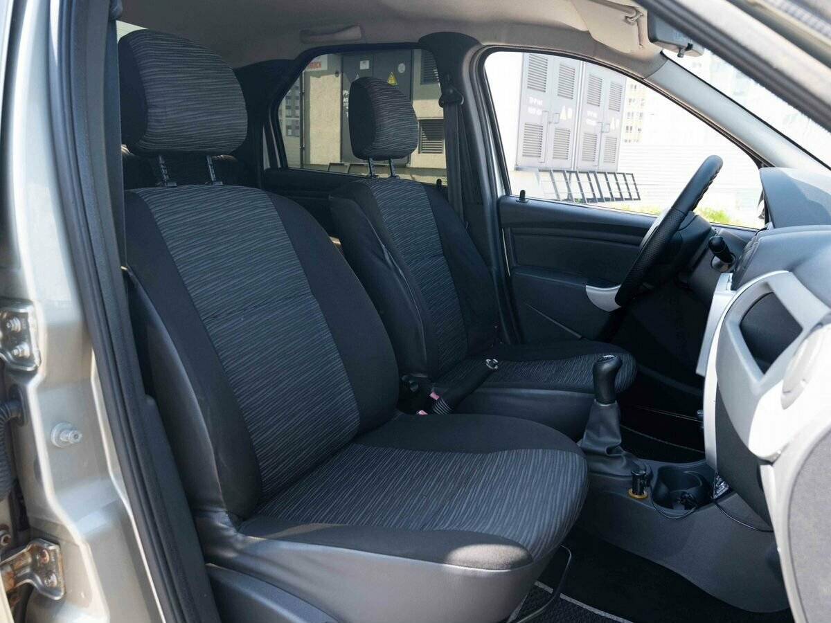Купить Renault Logan с пробегом. Фото: #12