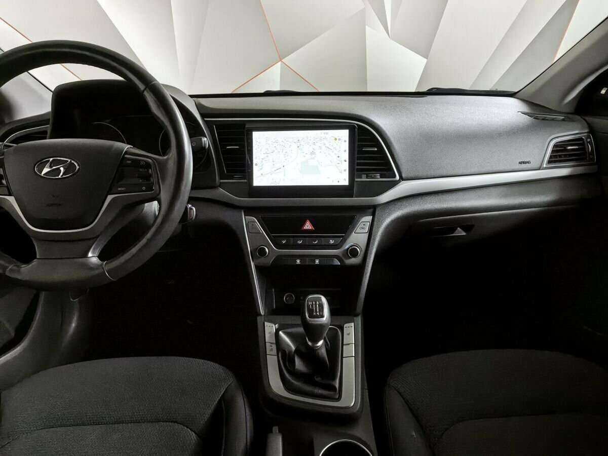 Купить Hyundai Elantra с пробегом. Фото: #9