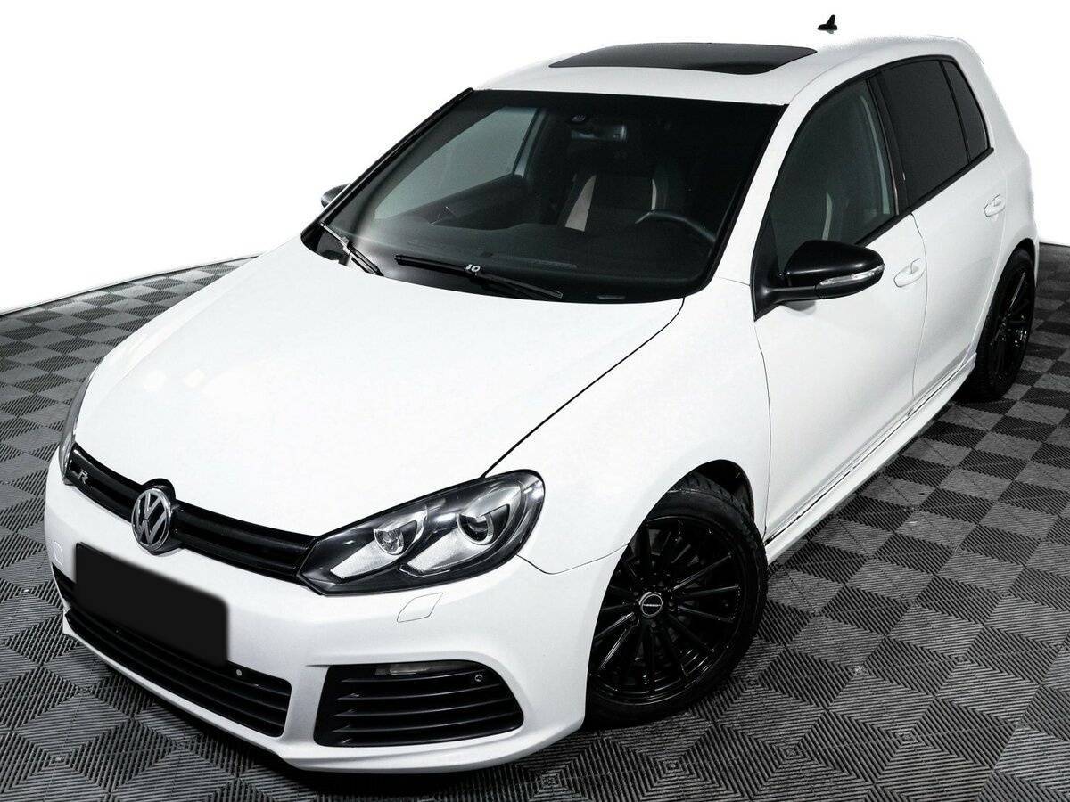 Купить Volkswagen Golf R с пробегом. Фото: #15