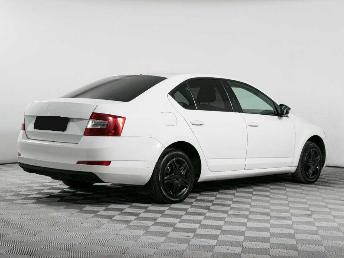 Купить Skoda Octavia с пробегом. Фото: #3