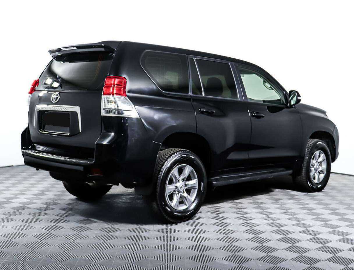 Купить Toyota Land Cruiser Prado с пробегом. Фото: #4