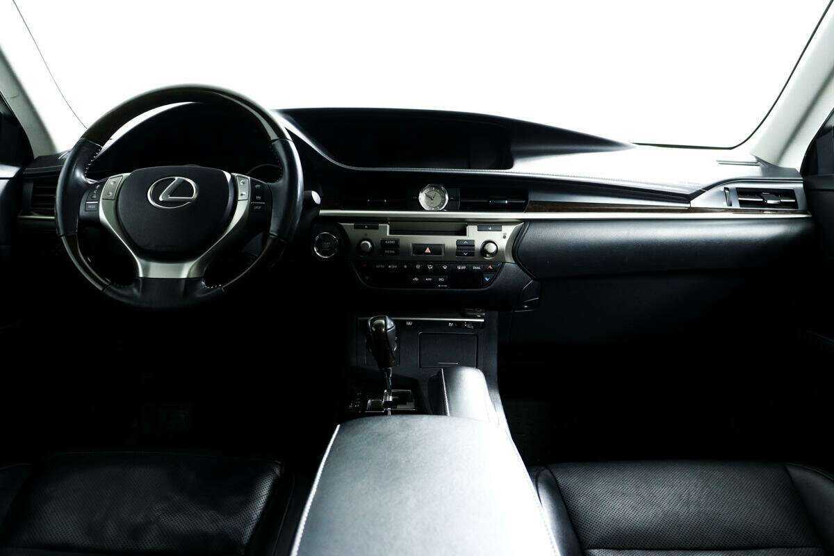 Купить Lexus ES с пробегом. Фото: #10