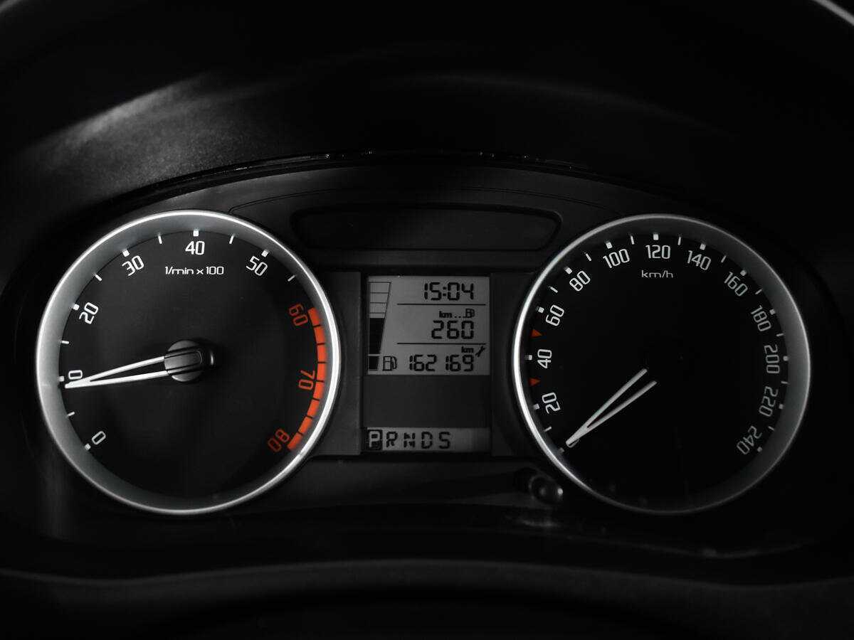 Купить Skoda Fabia с пробегом. Фото: #10