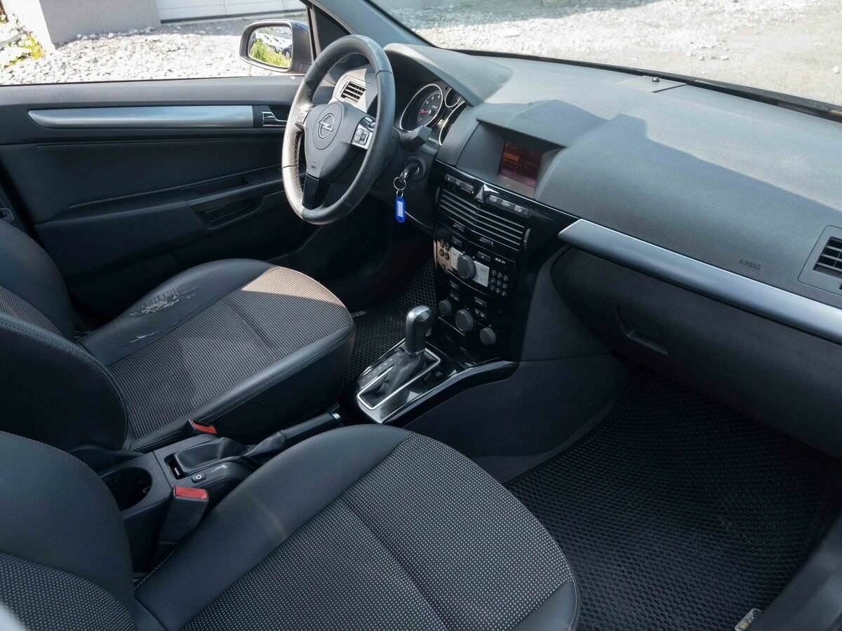 Купить Opel Astra с пробегом. Фото: #11