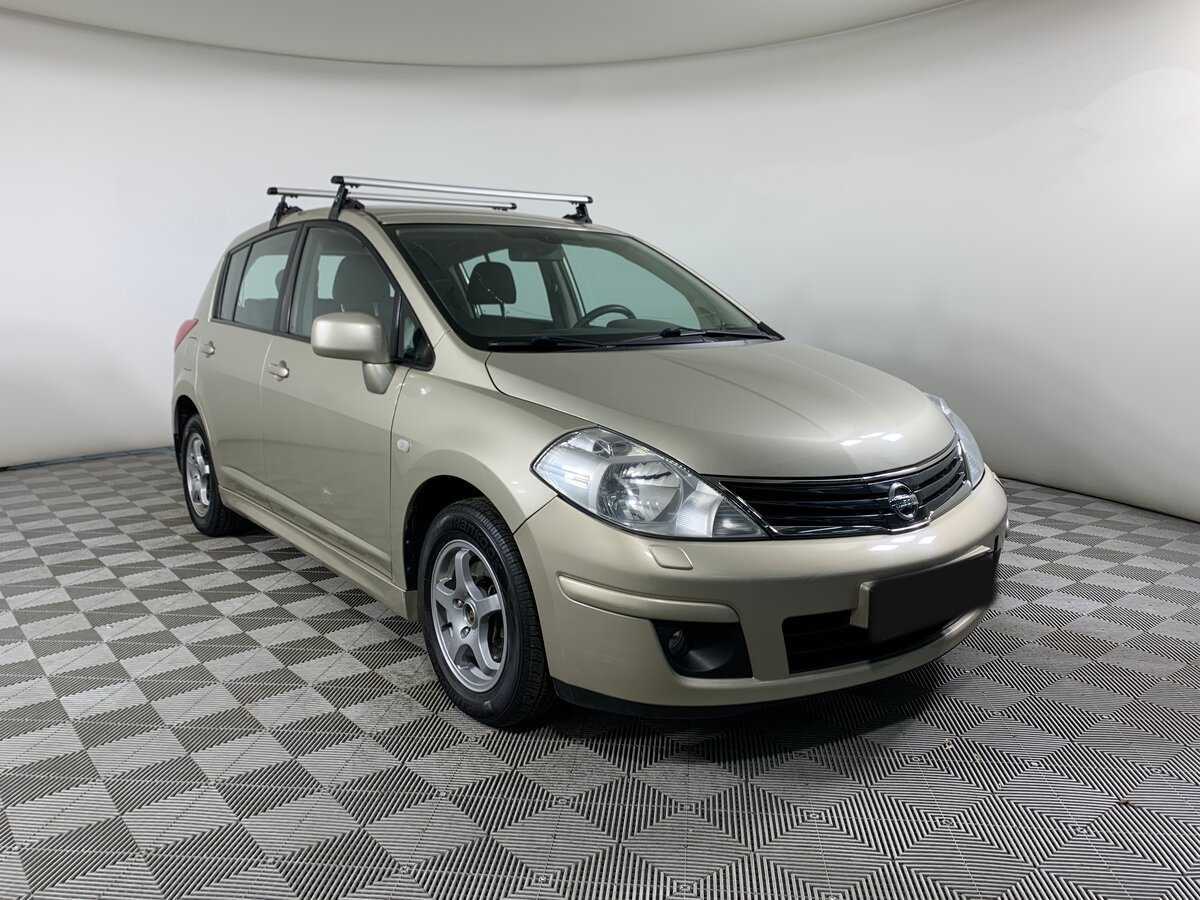 Купить Nissan Tiida с пробегом. Фото: #2