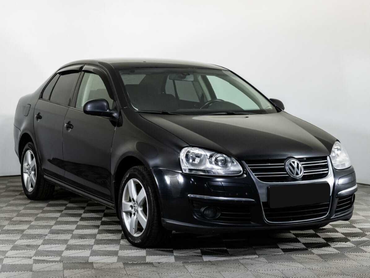 Купить Volkswagen Jetta с пробегом. Фото: #2
