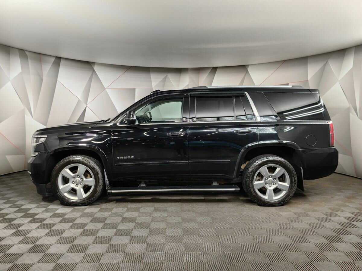 Купить Chevrolet Tahoe с пробегом. Фото: #4