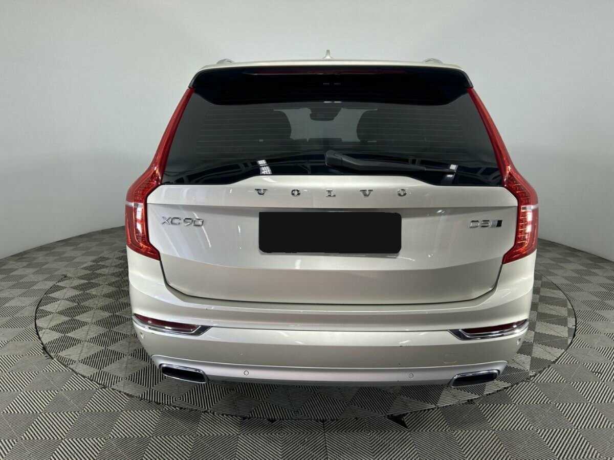 Купить Volvo XC90 с пробегом. Фото: #2