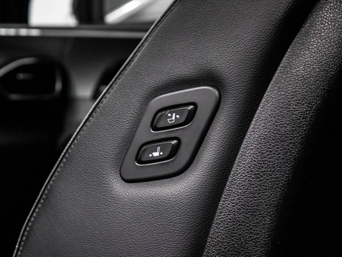 Купить Hyundai Santa Fe с пробегом. Фото: #11