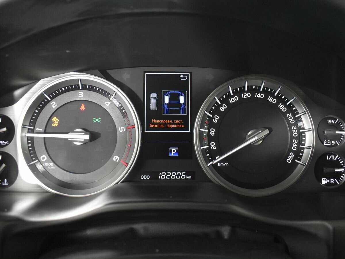 Купить Toyota Land Cruiser с пробегом. Фото: #11