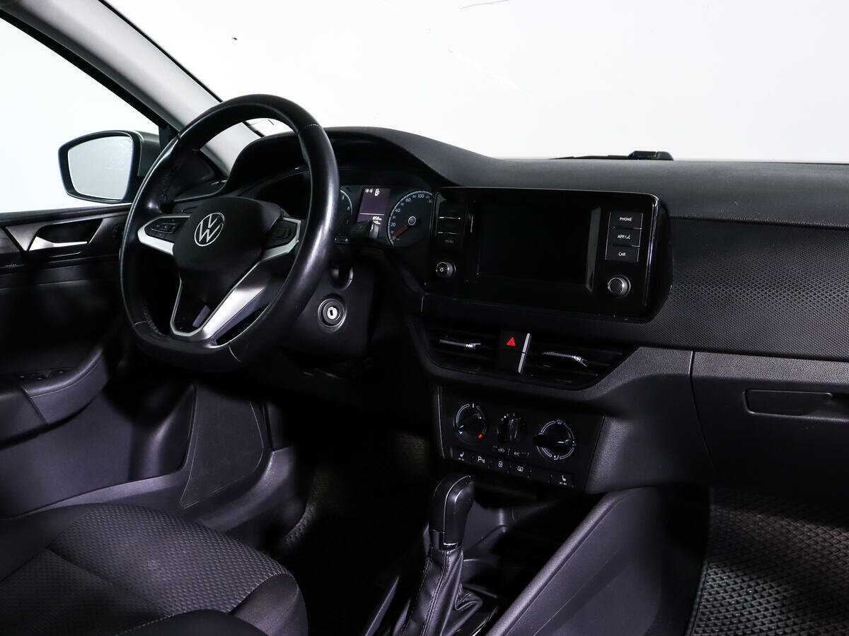 Купить Volkswagen Polo с пробегом. Фото: #8