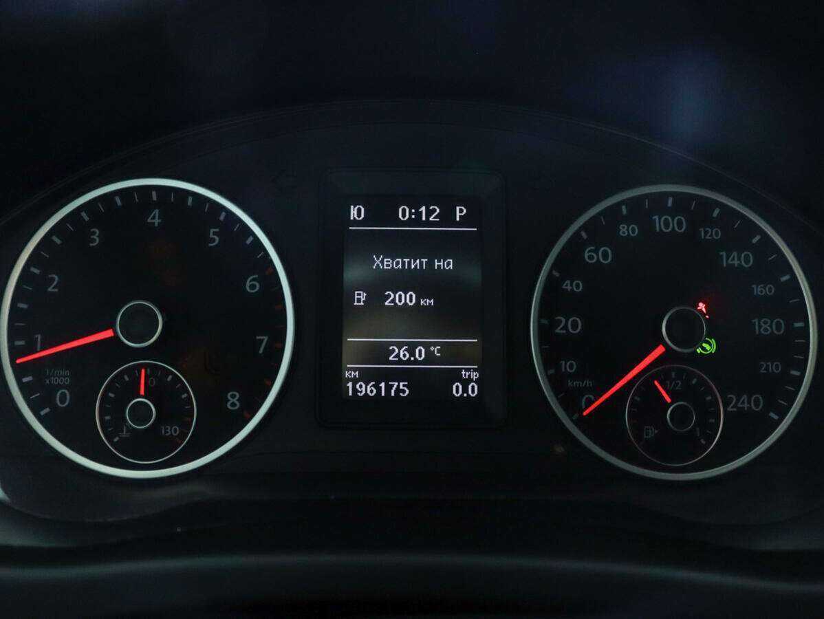 Купить Volkswagen Tiguan с пробегом. Фото: #10