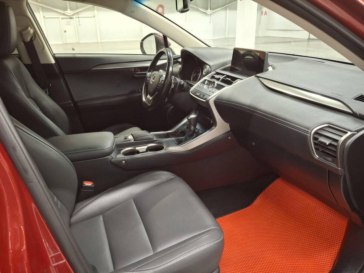 Купить Lexus NX с пробегом. Фото: #10