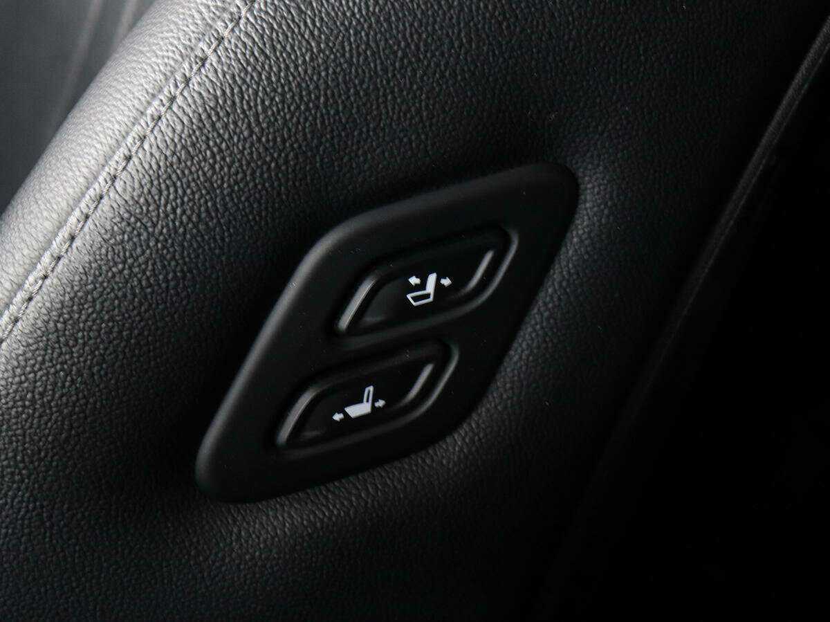Купить Kia Sorento с пробегом. Фото: #17