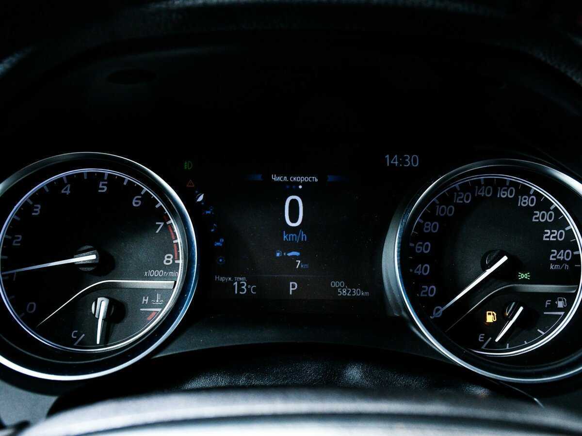 Купить Toyota Camry с пробегом. Фото: #9