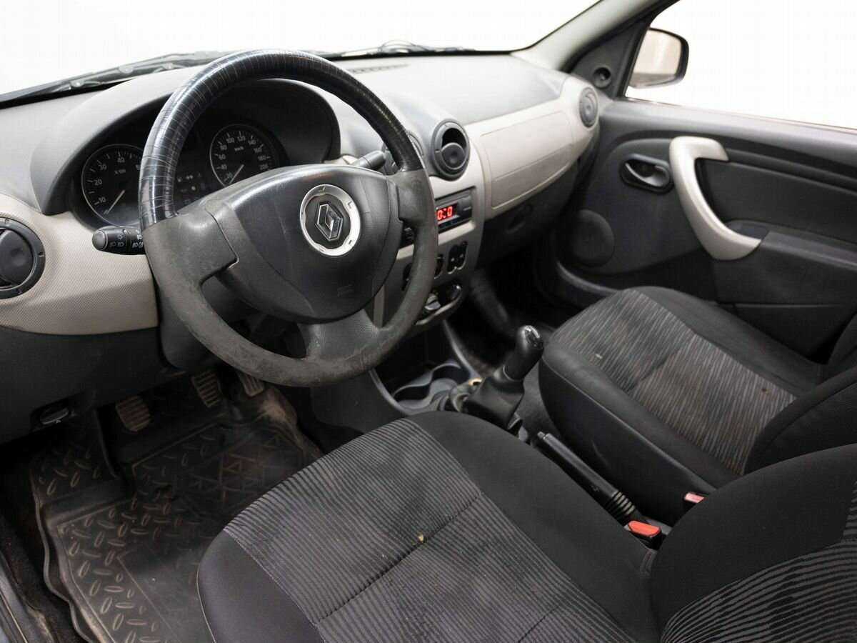 Купить Renault Logan с пробегом. Фото: #8