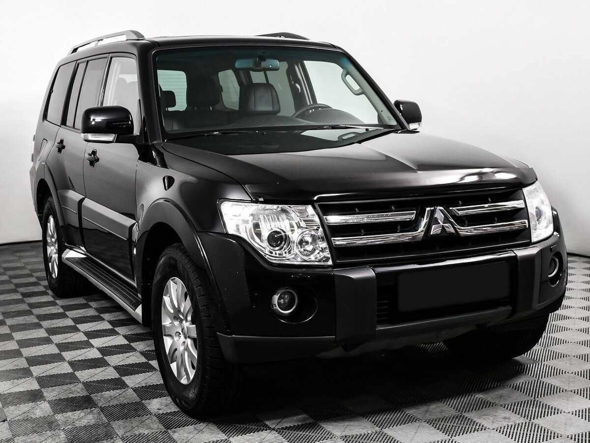 Купить Mitsubishi Pajero с пробегом. Фото: #2