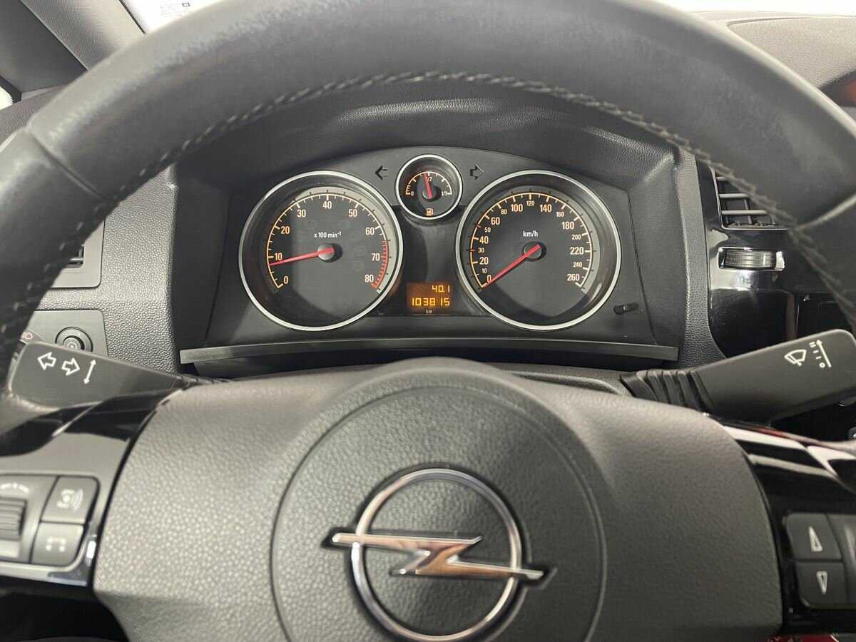 Купить Opel Zafira с пробегом. Фото: #10