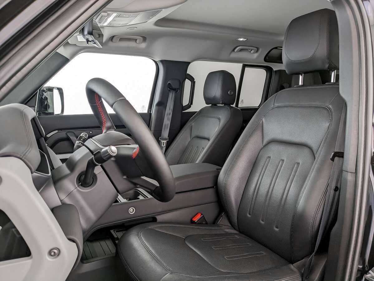 Купить Land Rover Defender с пробегом. Фото: #13