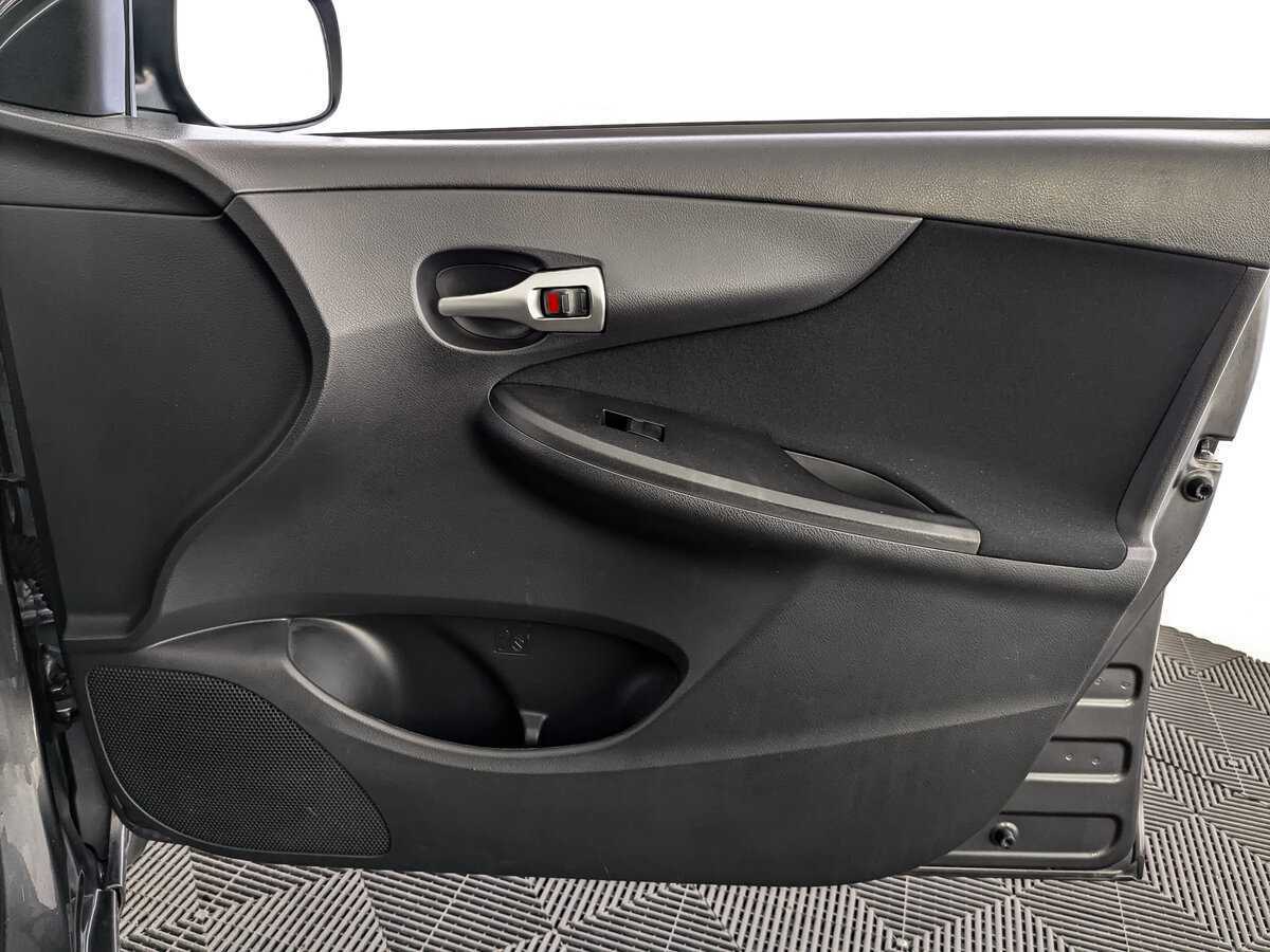 Купить Toyota Corolla с пробегом. Фото: #19