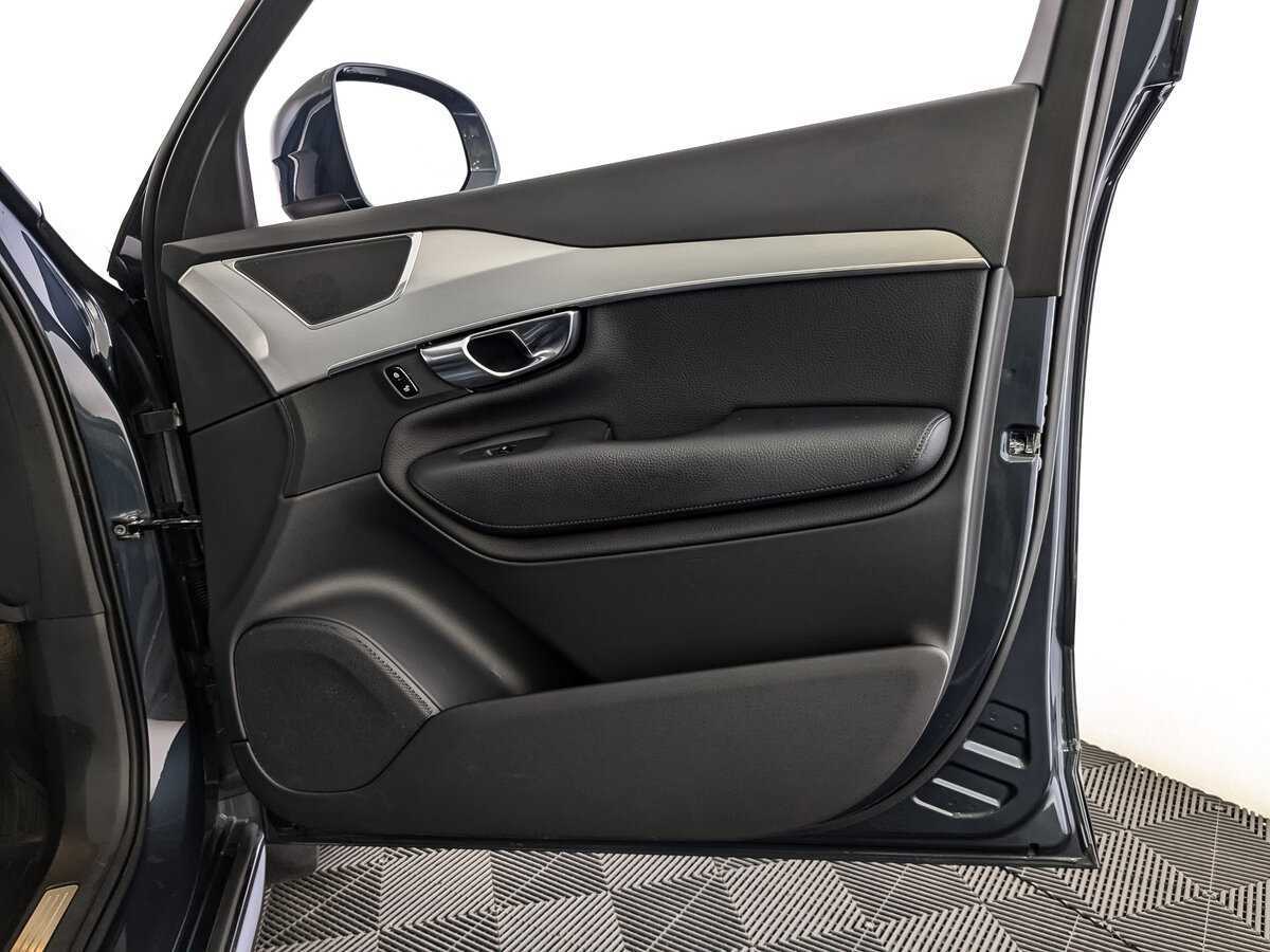 Купить Volvo XC90 с пробегом. Фото: #22