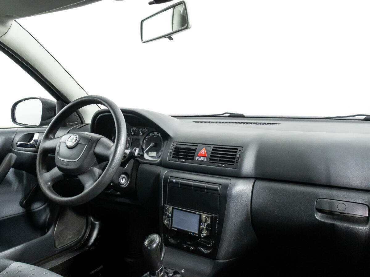 Купить Skoda Octavia с пробегом. Фото: #8