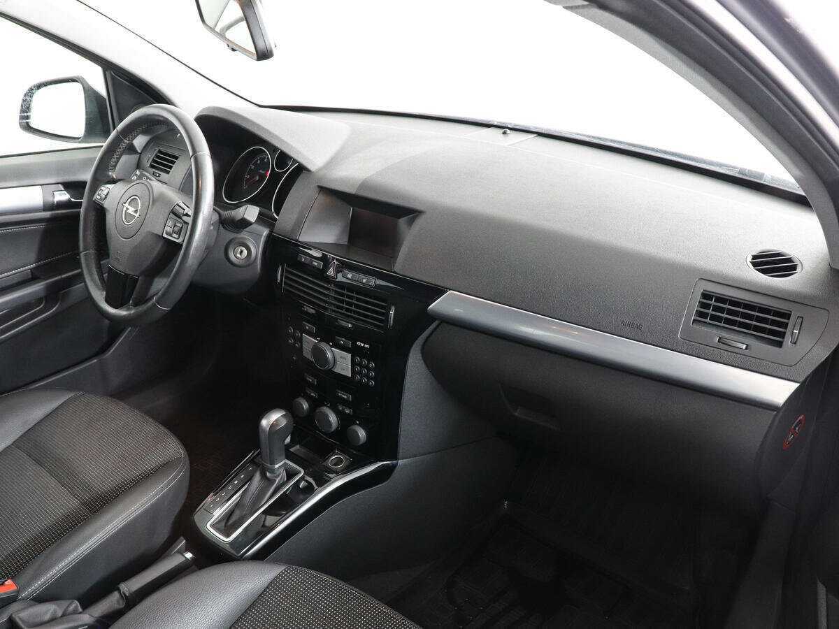 Купить Opel Astra с пробегом. Фото: #5