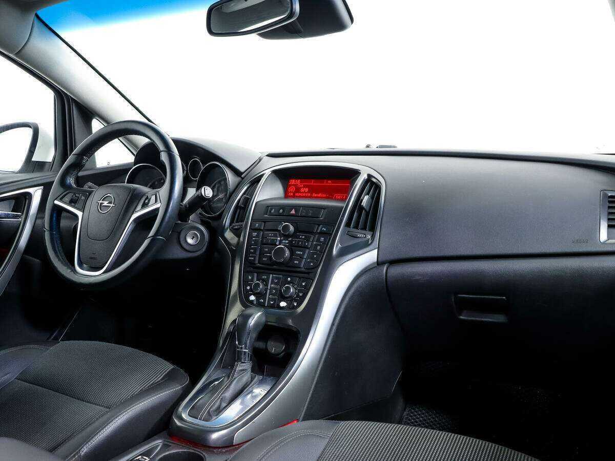Купить Opel Astra с пробегом. Фото: #8
