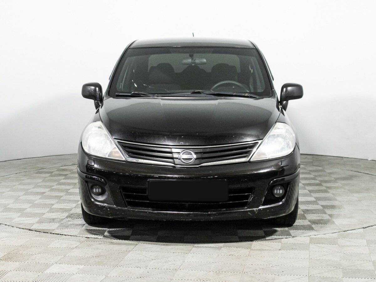 Купить Nissan Tiida с пробегом. Фото: #1