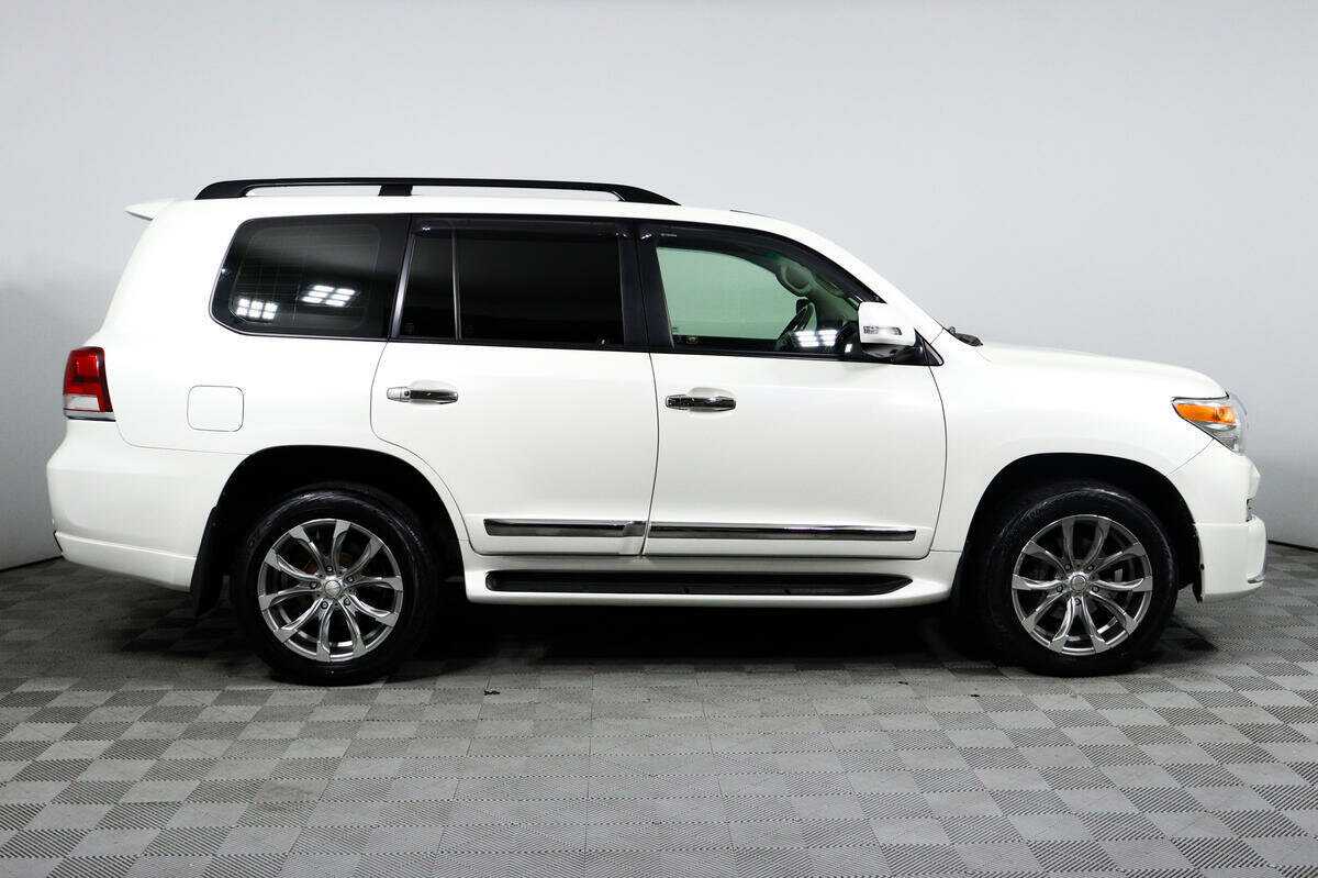 Купить Toyota Land Cruiser с пробегом. Фото: #3