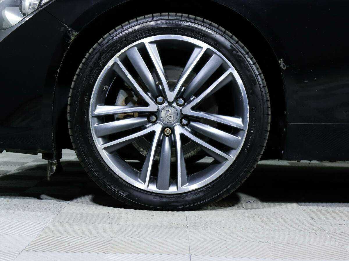 Купить Infiniti Q50 с пробегом. Фото: #12