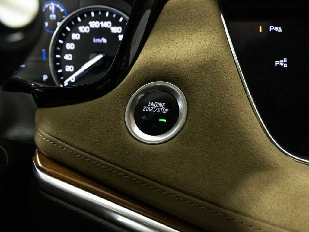 Купить Cadillac XT5 с пробегом. Фото: #19